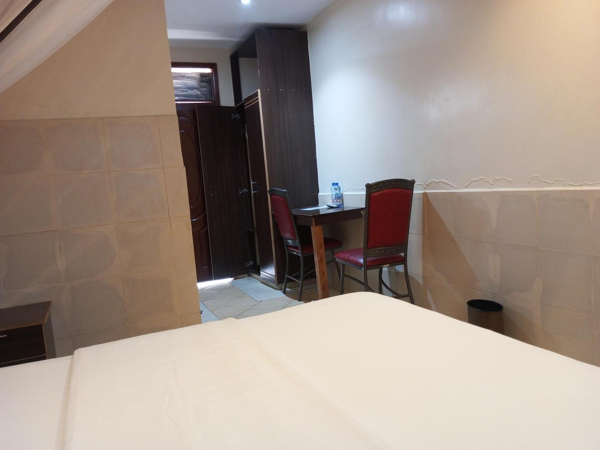 ניירובי Fourth Parklands Hotel מראה חיצוני תמונה
