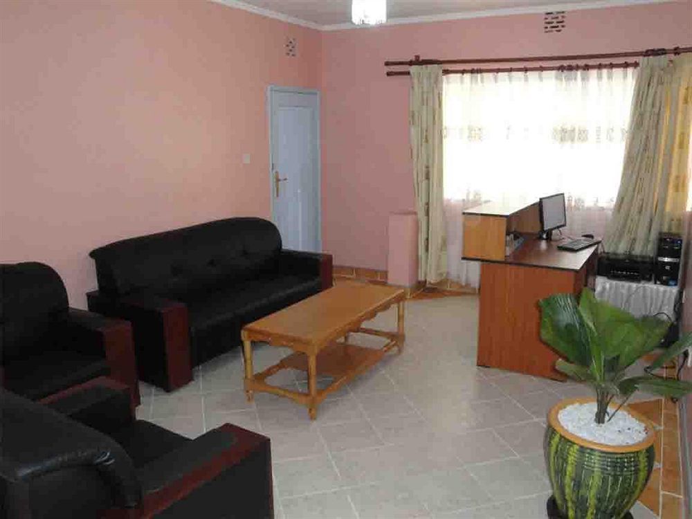 ניירובי Fourth Parklands Hotel מראה חיצוני תמונה